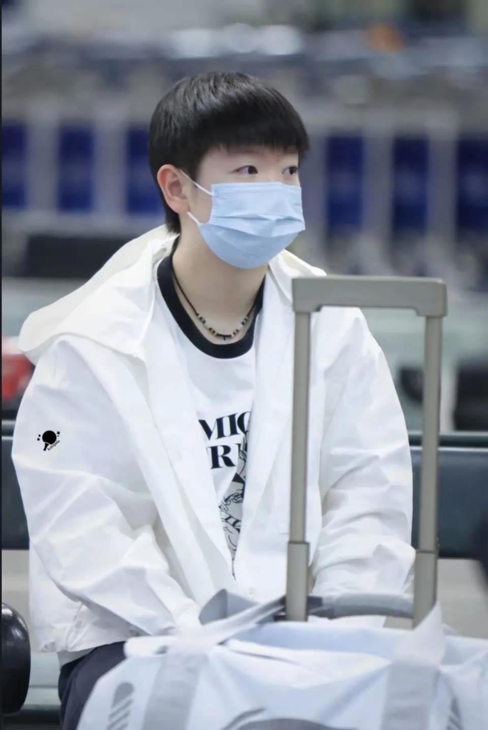 技状态和极, 球粉丝群体 技状态和极, 球粉丝群体