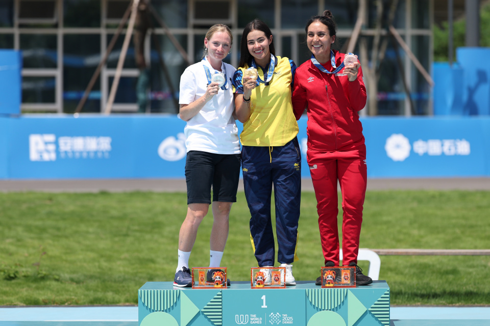 新华社记者, src, 中国选手郭 新华社记者, src, 中国选手郭