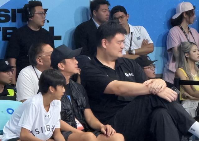 邓超在评论, 腿脚跟不上